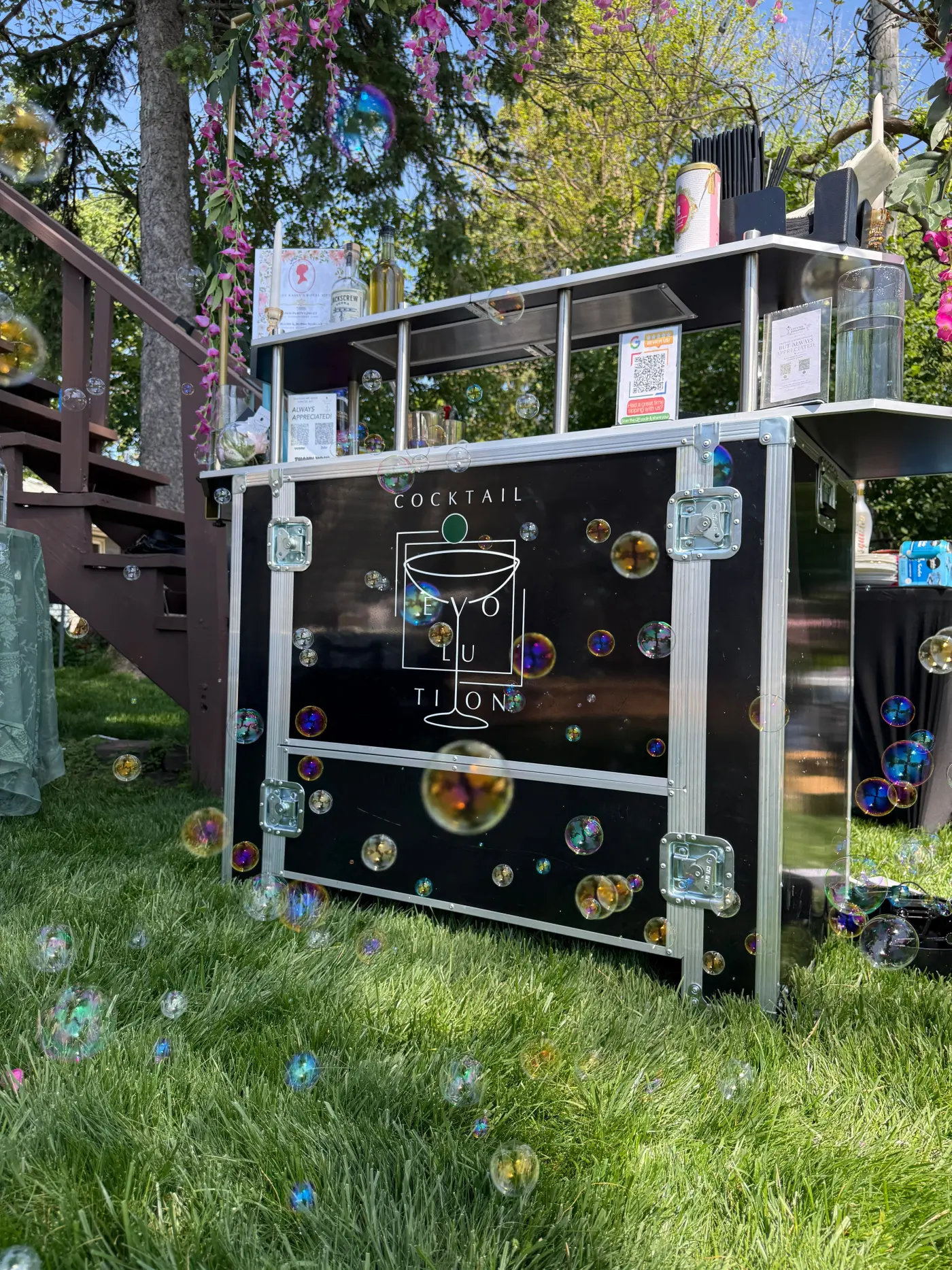 Mobile bar for a private celebration